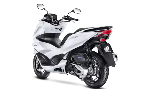 Dez anos da Honda PCX; por que a moto agrada tanto?