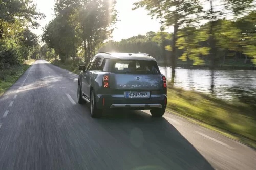 Novo MINI Countryman é elétrico feito para encarar qualquer terreno