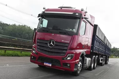 Mercedes Actros 2024 chega com grandes novidades