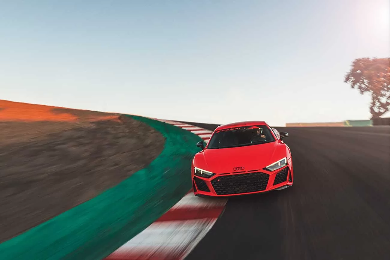 O Audi R8, um ícone entre os supercarros, deu suas últimas voltas no Monterey Car Week, marcando o final de uma era.