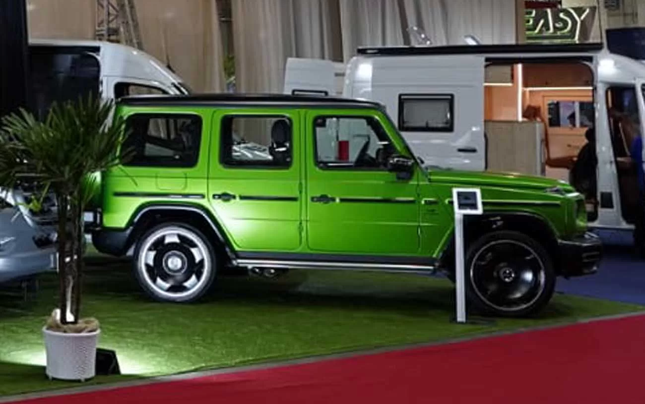 A exposição da Mercedes-AMG no estande da Expo Motorhome adicionou um toque de classe e desempenho esportivo.