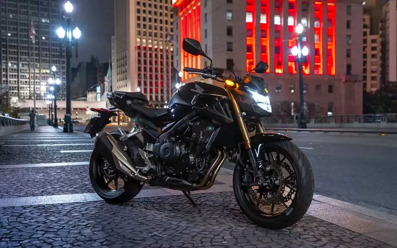 Honda CB 500X e CB 500F 2024: novas cores para a crossover e naked