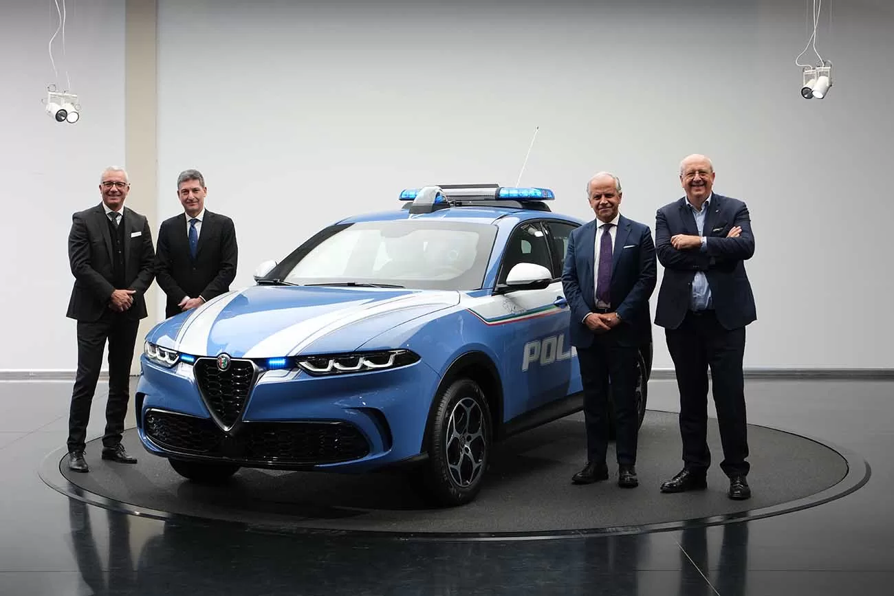 A Alfa Romeo e a Polícia Italiana apresentam o novo "Pantera": o Alfa Romeo Tonale, um marco na frota policial italiana.