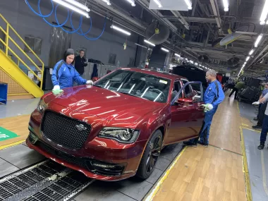 O último exemplar do Chrysler 300C: o fim de uma lenda