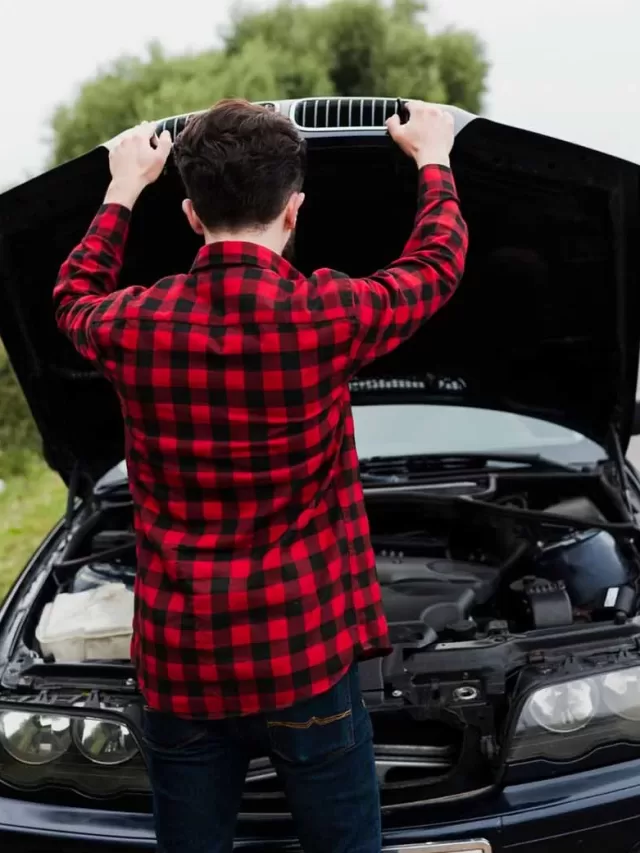 Como fechar corretamente o capô do carro? Veja o jeito certo!