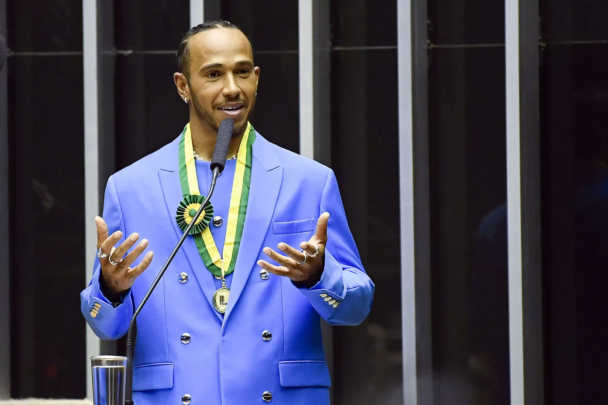 Plenário da Câmara dos Deputados durante sessão não deliberativa solene, destinada a conceder o título de cidadão honorário ao piloto britânico heptacampeão mundial de Fórmula 1 Lewis Hamilton em 2022 (Foto: Roque de Sá/Agência Senado).