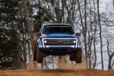 Explorando os Limites: Ford Apresenta a F-150 Lightning Switchgear, a Nova Superpicape Elétrica Off-Road