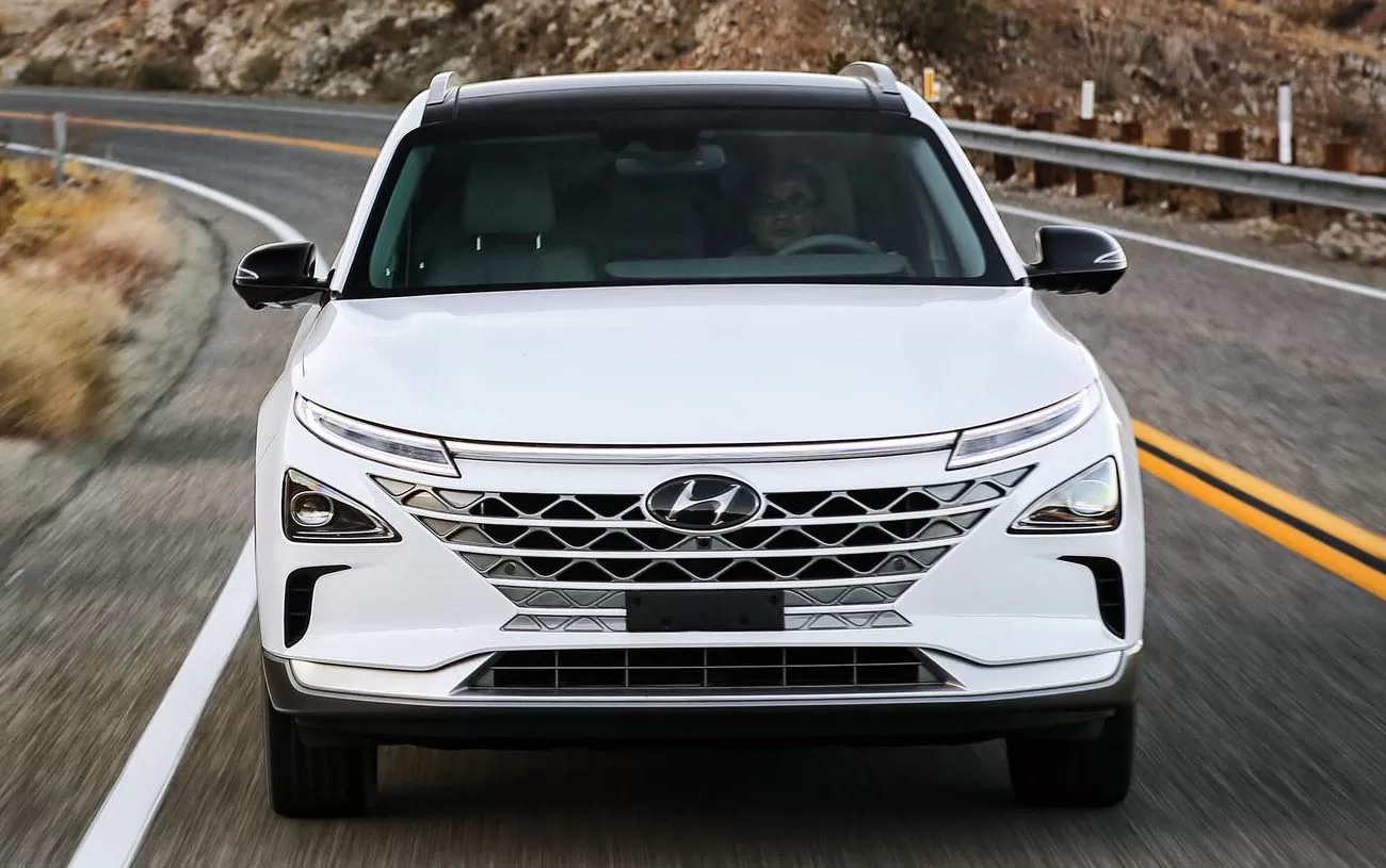 Durante Seminário em Piracicaba, Hyundai surpreende com SUV movido a hidrogênio, Nexo, promovendo energia limpa.