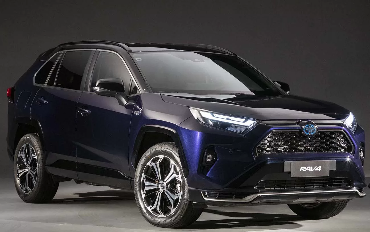 Com 306 cv de potência, o RAV4 Plug-In Hybrid oferece uma experiência de condução emocionante e ágil.