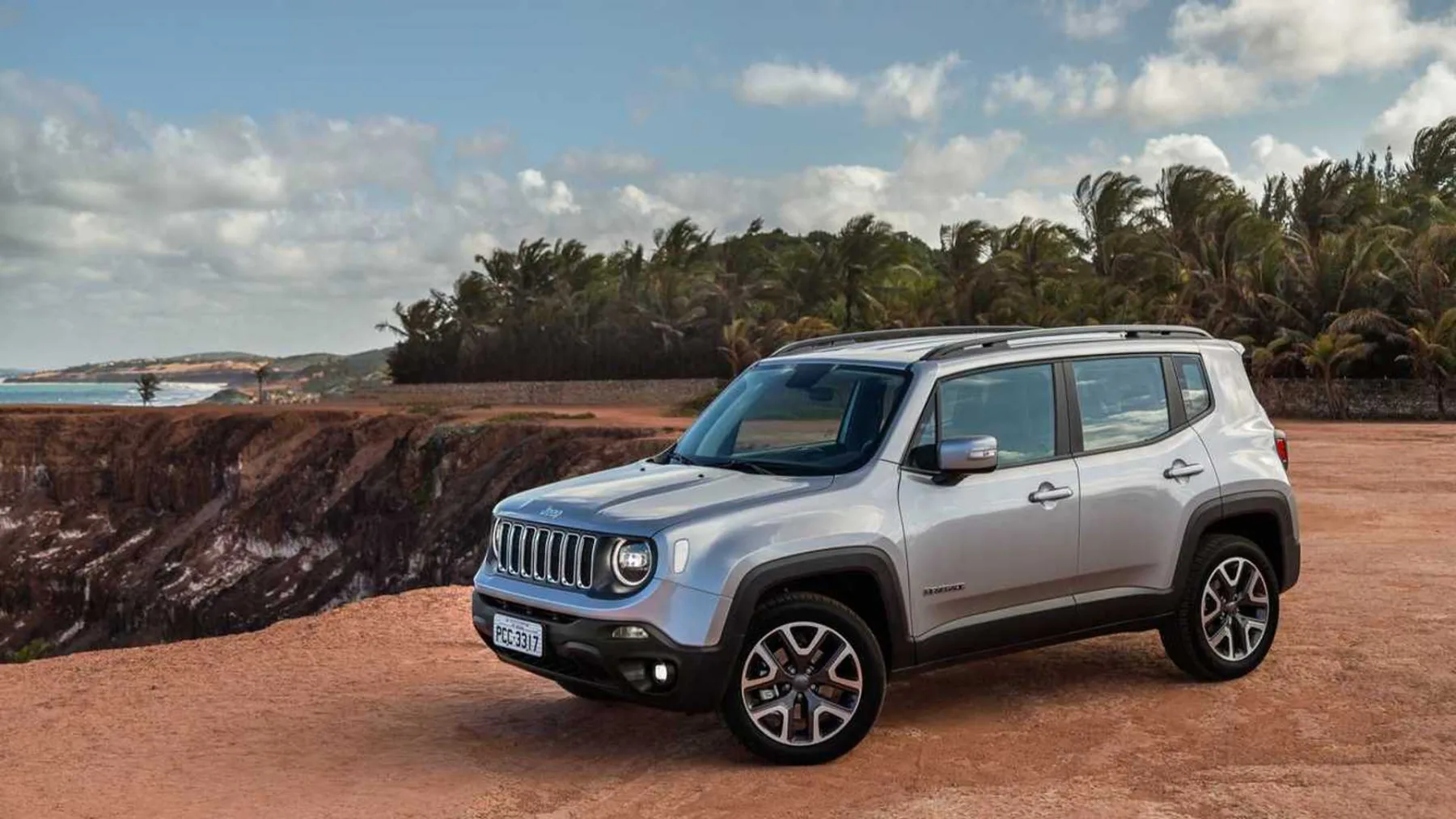 Procurando um SUV compacto com pegada robusta? O Jeep Renegade Longitude 2020 usado pode ser uma escolha interessante, mas antes de se empolgar, há alguns detalhes que merecem atenção.