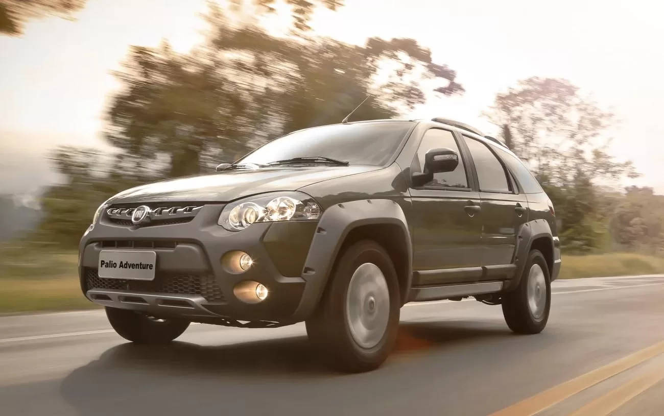 Na hora da compra, cheque histórico de manutenção, estado da suspensão e consumo de óleo do motor. Faça um teste de rodagem para identificar barulhos anormais e avaliar o desempenho.