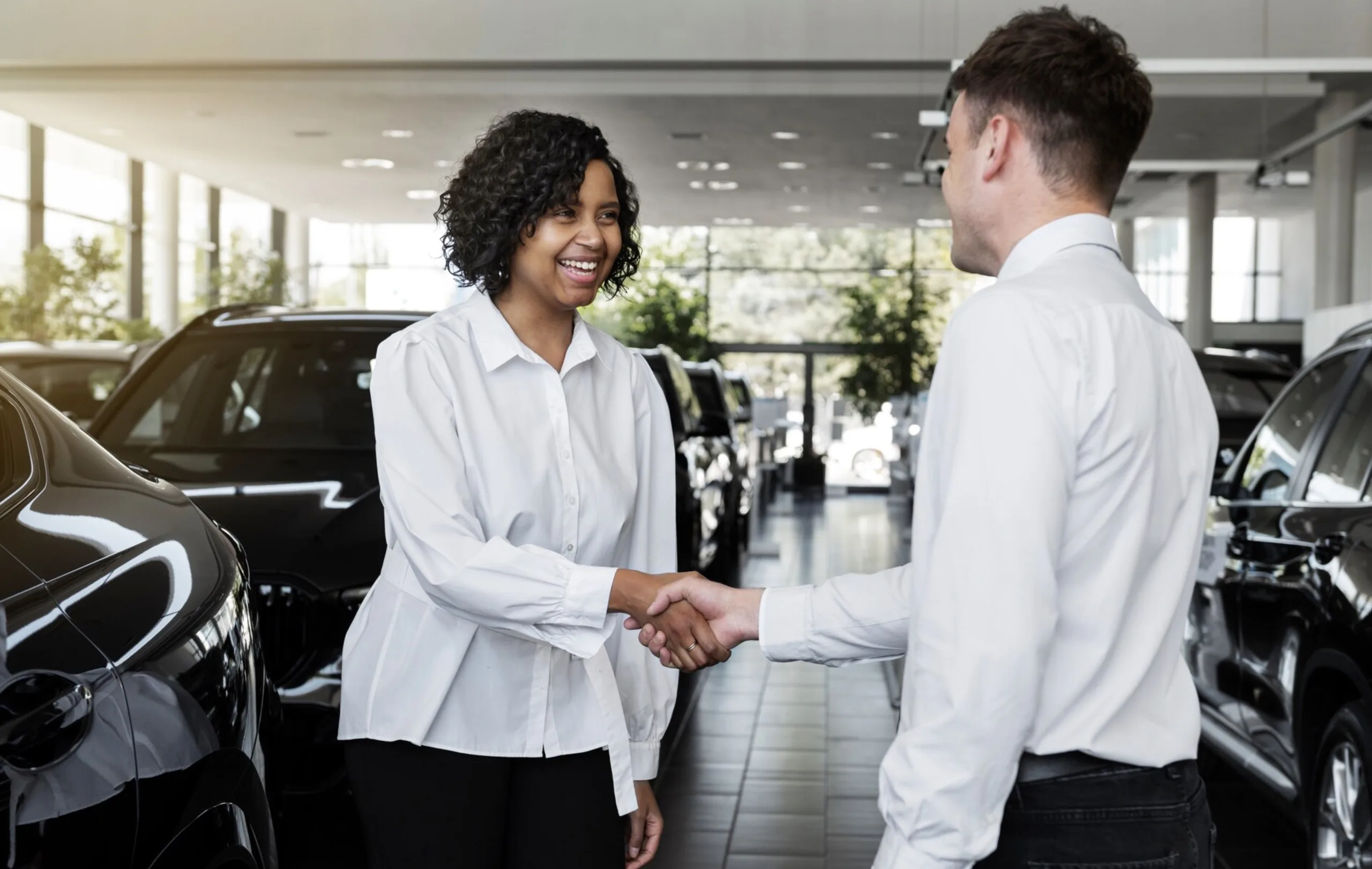 Desde o momento em que sai da concessionária, um carro começa a perder valor. Modelos mais novos, bem cuidados e com quilometragem controlada costumam ter uma revenda mais favorável.