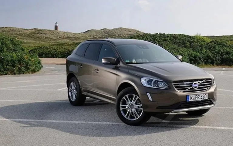 Espaço, conforto e tecnologia do Volvo XC60 2014; confira ficha técnica completa