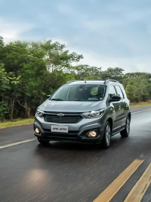 Chevrolet Spin Premier 2021 ainda vale a compra pelo espaço extra?