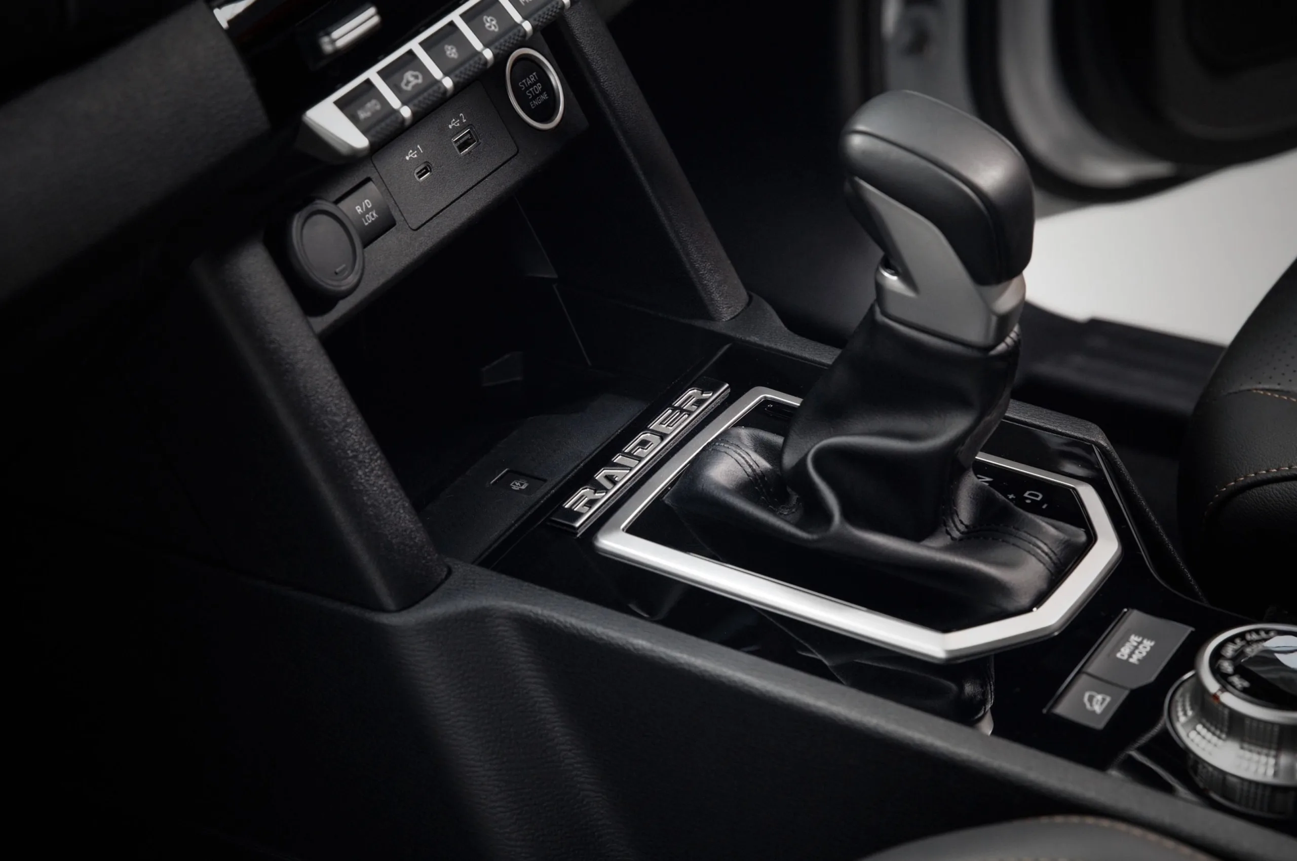 Na Austrália, custa cerca de R$ 266 mil e levanta dúvida: vale o visual e acerto novo sem mexer no desempenho?