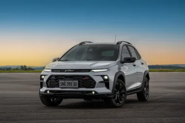 Chevrolet Sonic 2027 antecipa estratégia da marca e chega para ocupar espaço entre Onix e Tracker