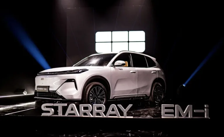 Novo sistema híbrido da Geely alcança 45 km/l e reposiciona disputa global por eficiência automotiva