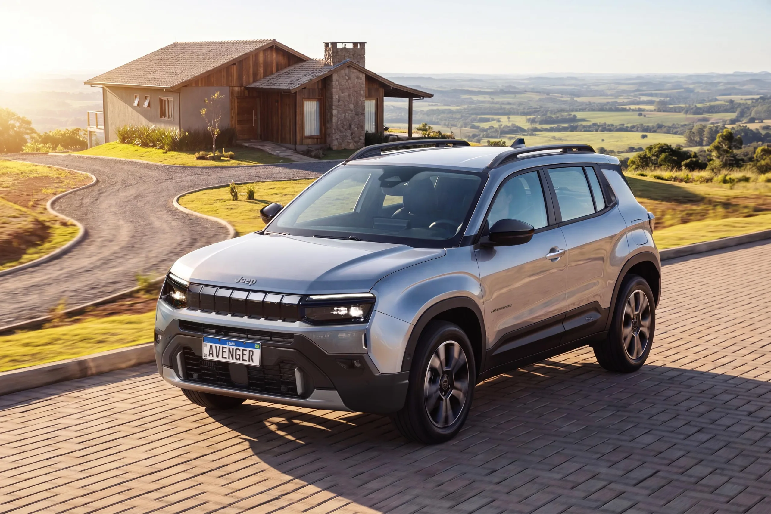 O Jeep Avenger estreia como o híbrido mais barato do Brasil, com preço promocional de R$ 114.990 limitado às primeiras mil unidades.